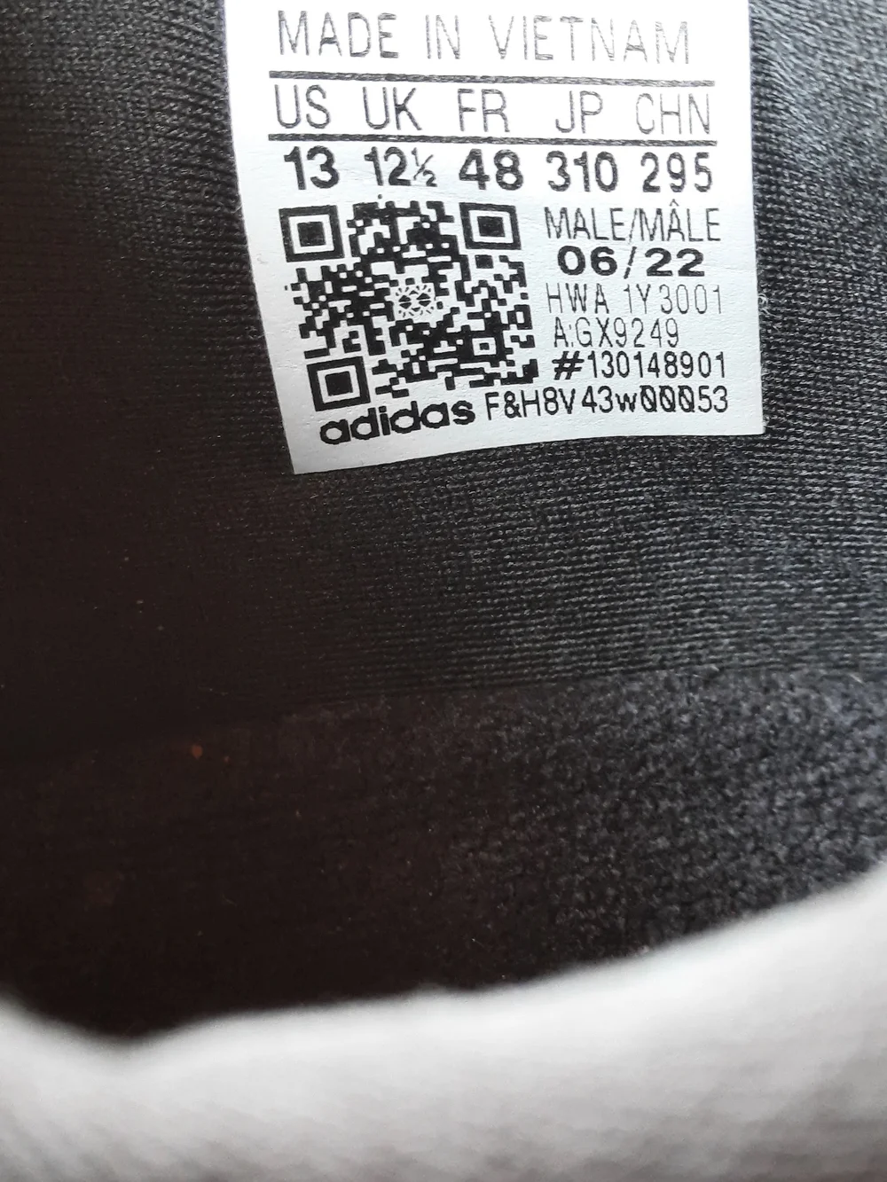 adidas breathable black